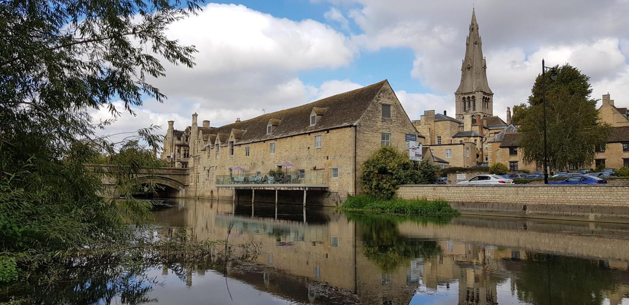 Riverside Stamford Stays Luaran gambar